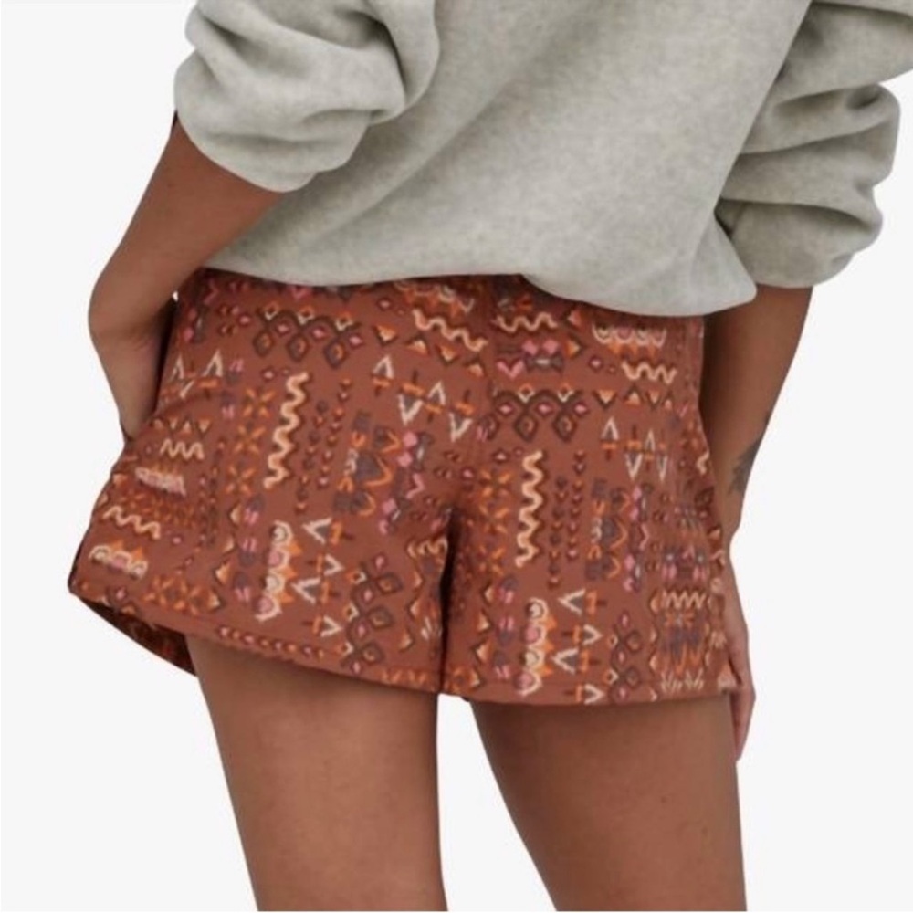 Patagonia Shorts - Picture 2 of 7